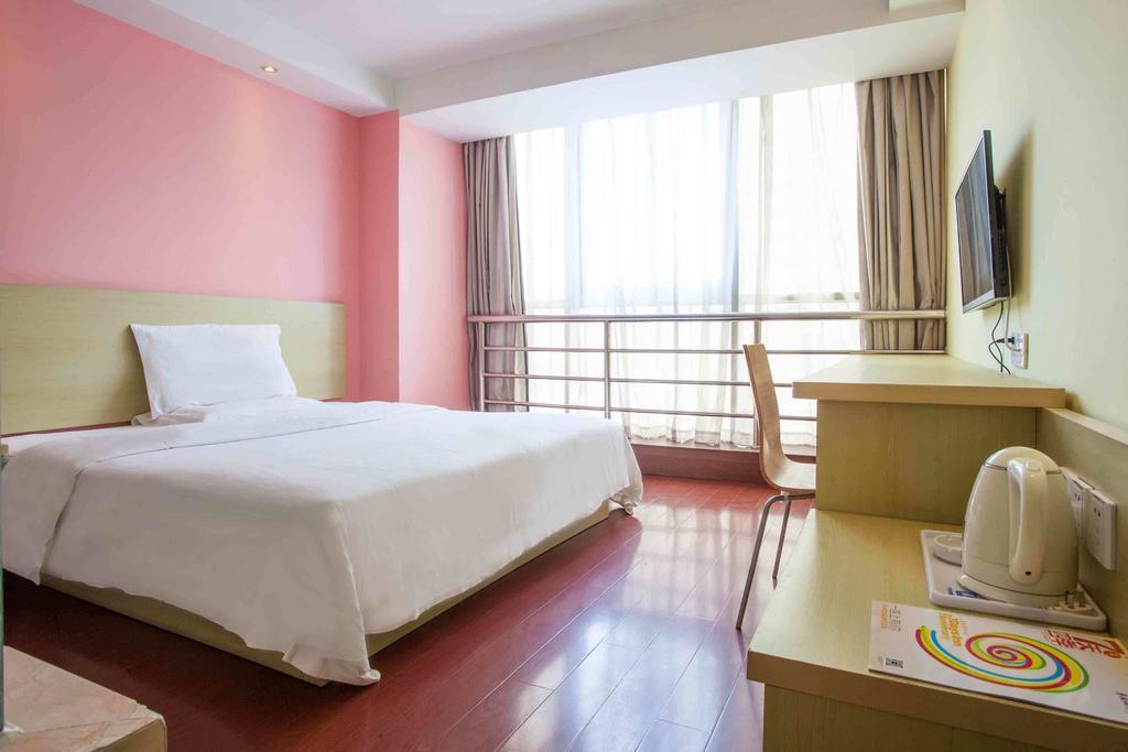 7Days Inn Nanchang North Railway Station Square Quarto foto